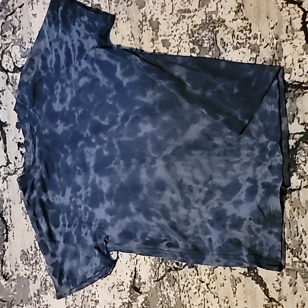 Lululemon Tiedye shirt